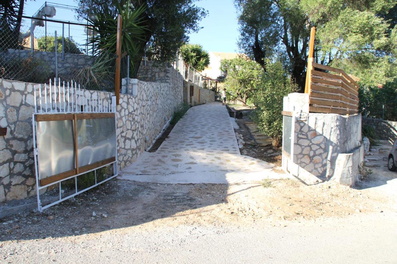 Luxury Stone Villa Fiskardo Exterior photo